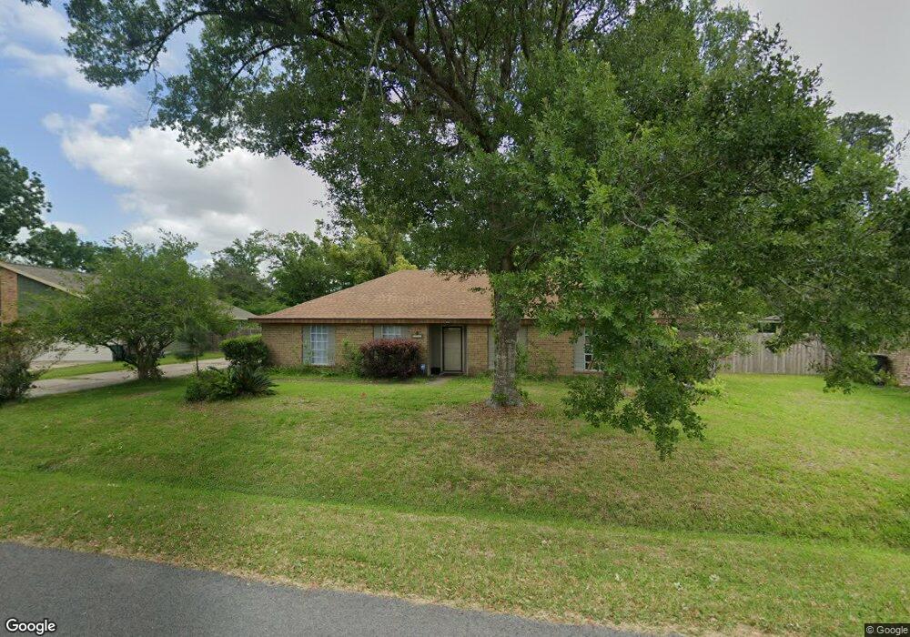 4711 E Greenfield Cir, Lake Charles, LA 70605 - photo 1