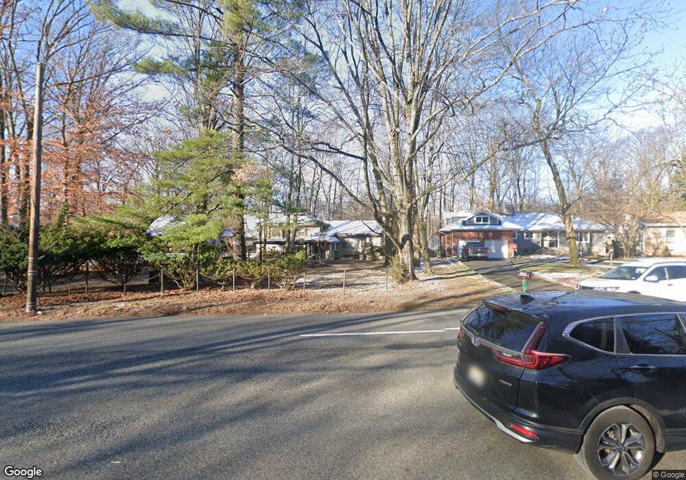 207 Forest Ave, Paramus, NJ 07652 - photo 1