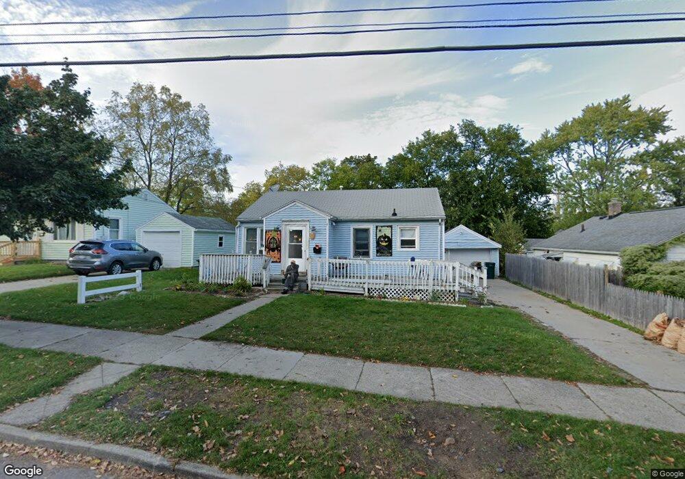 1304 Hammond St, Lansing, MI 48910 - photo 1