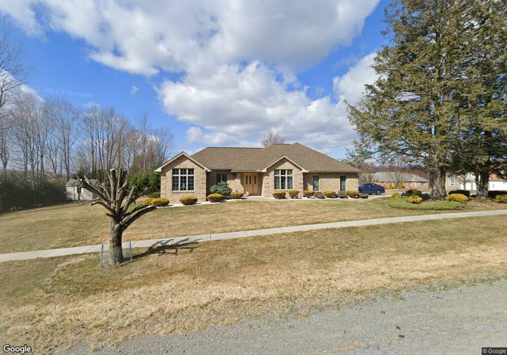 405 Hillside Dr, Moscow, PA 18444 - photo 1