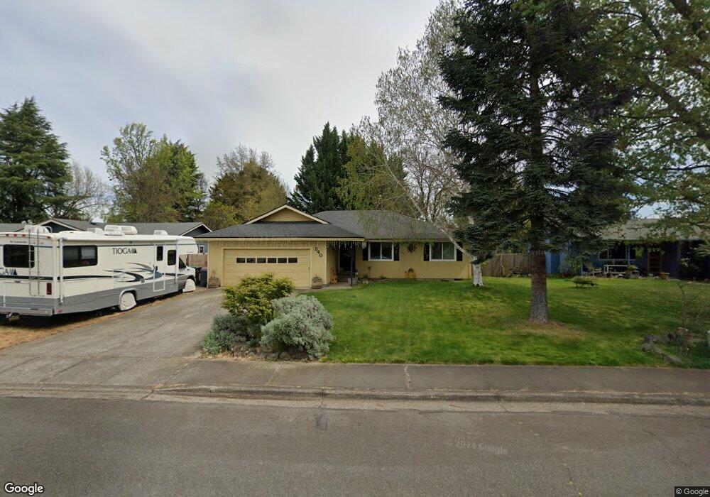 340 Brad Way, Central Point, OR 97502 - photo 1