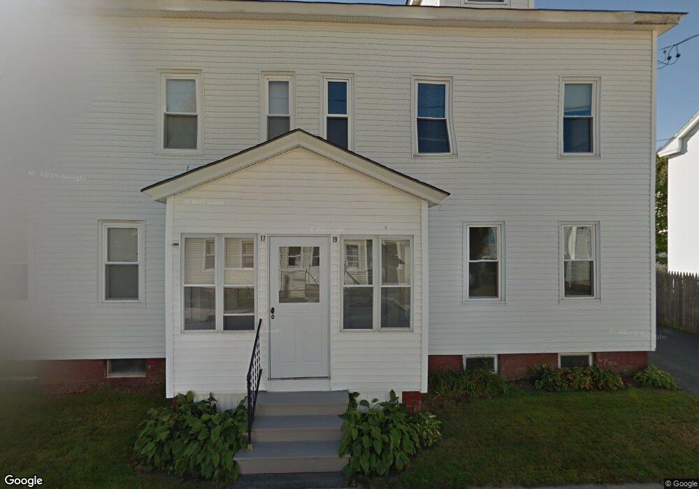 19 Dartmouth St, Easthampton, MA 01027 - photo 1