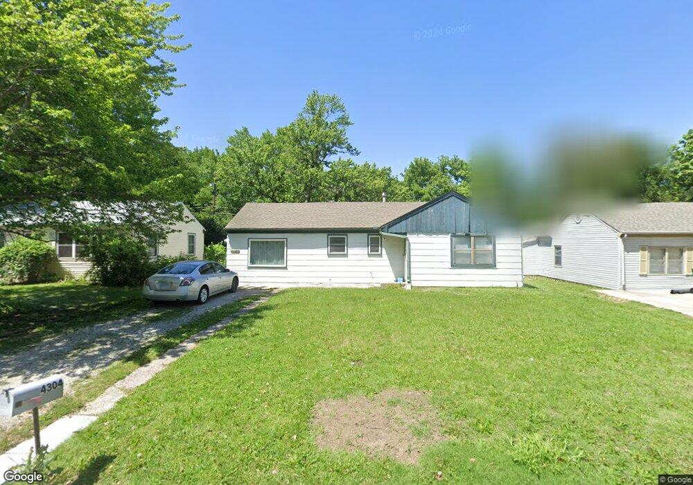 4304 SW 23rd St, Topeka, KS 66614 - photo 1
