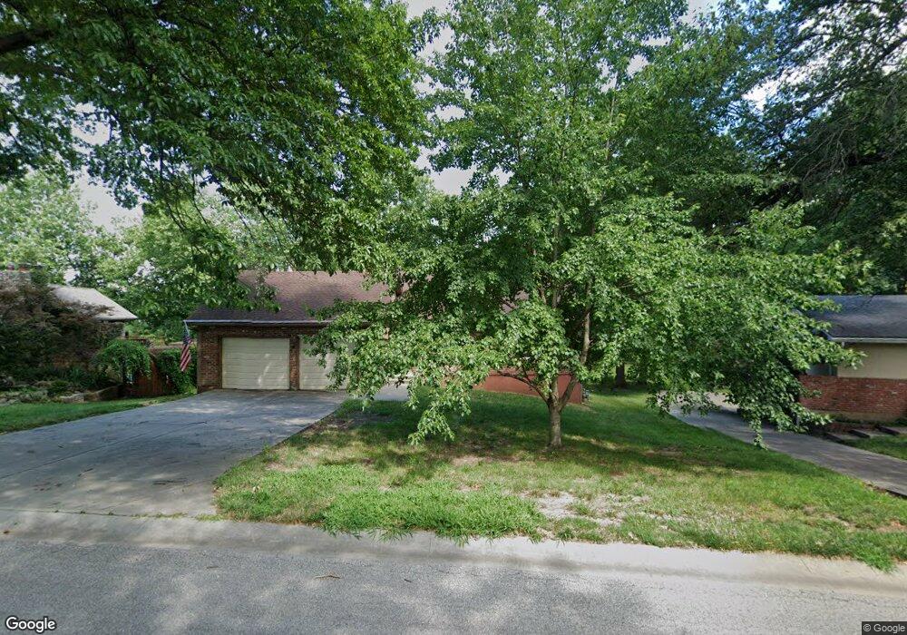 9899 W 70th St, Shawnee, KS 66203 - photo 1