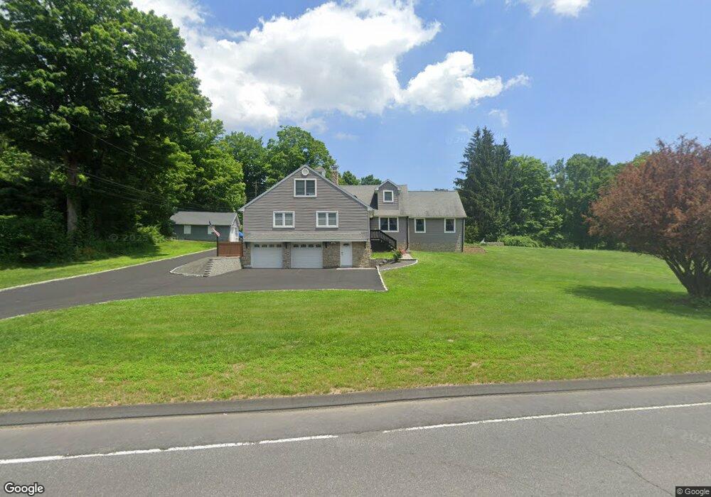 332 Oxford Rd, Oxford, CT 06478 - photo 1