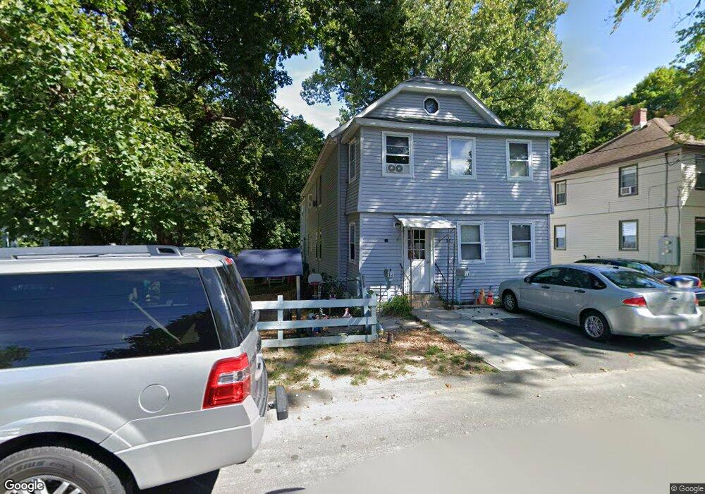 11 Charles St unit 13, Easthampton, MA 01027 - photo 1