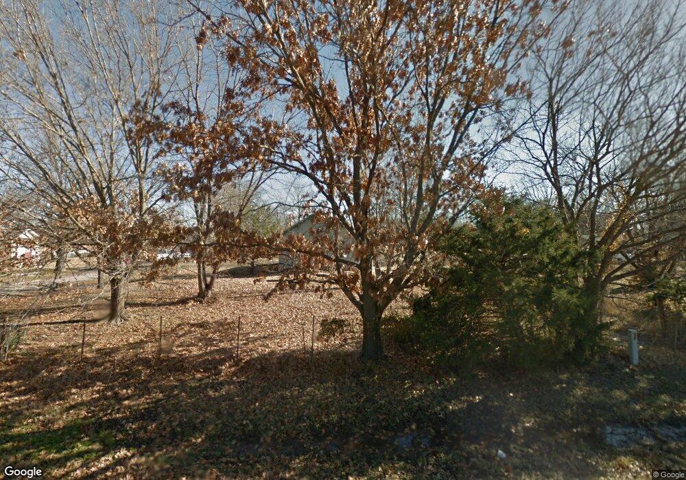 209 N 49th St, Parsons, KS 67357 - photo 1