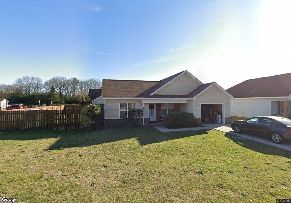 105 Camelot Place, Warner Robins, GA 31093 - photo 1