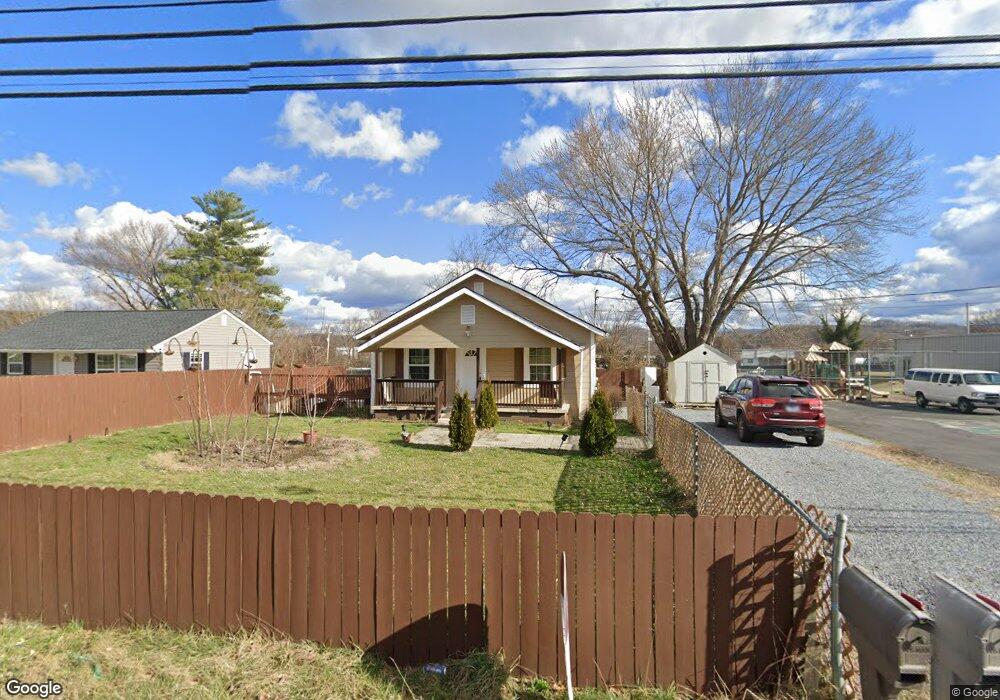 2402 Watauga Rd, Johnson City, TN 37601 - photo 1