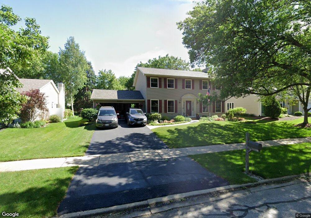 2557 Brockton Cir, Naperville, IL 60565 - photo 1