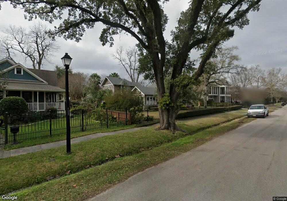 2023 Arlington St, Houston, TX 77008 - photo 1