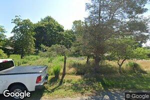 103 Huntington Dr, Mastic Beach, NY 11951