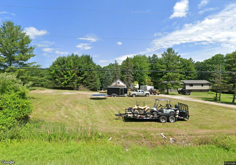 669 S Fairview Rd, West Branch, MI 48661 - photo 1