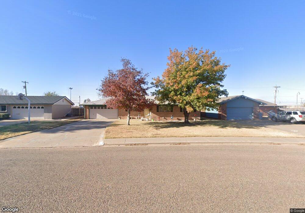 1905 Jefferson St, Plainview, TX 79072 - photo 1
