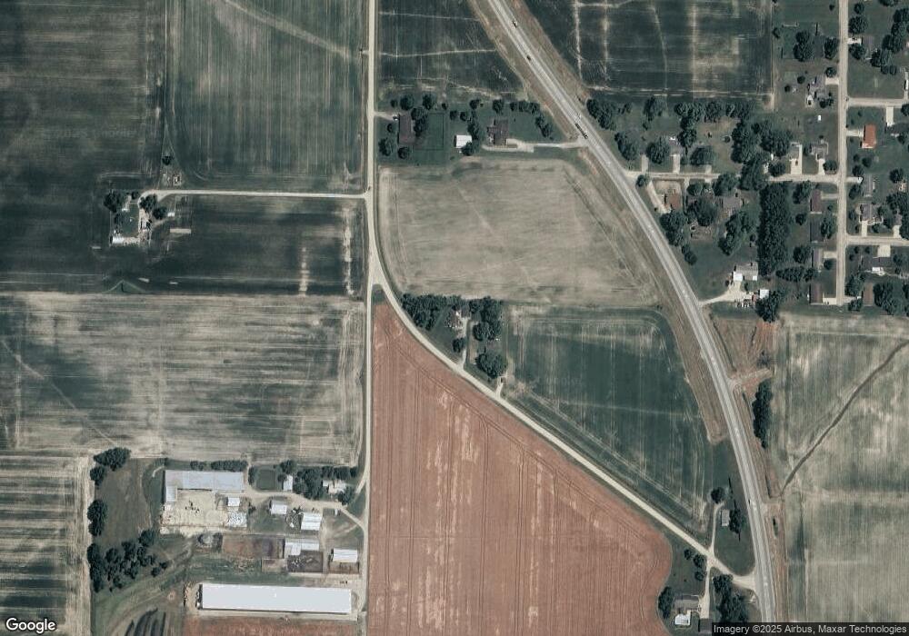 9748 N 1375th St, Effingham, IL 62401 - photo 1