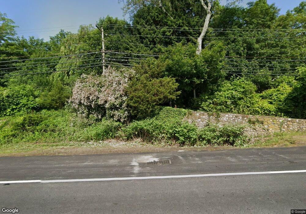 3113 Tower Hill Rd, Wakefield, RI 02879 - photo 1