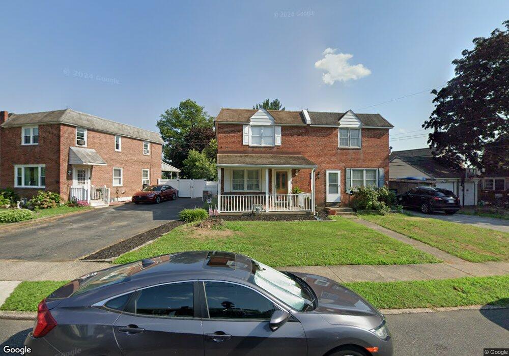 356 Holland St, Crum Lynne, PA 19022 - photo 1