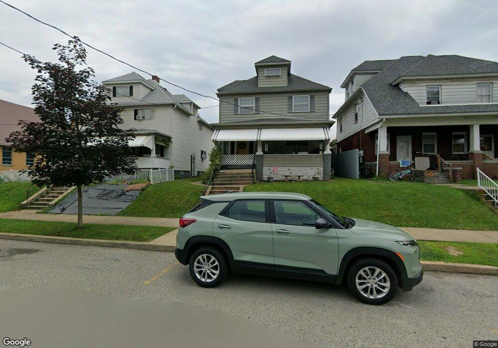 524 Franklin Ave, Vandergrift, PA 15690 - photo 1