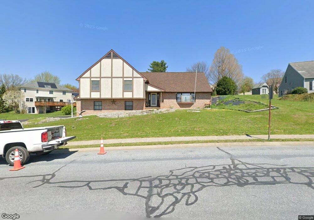 65 N Whisper Ln, New Holland, PA 17557 - photo 1