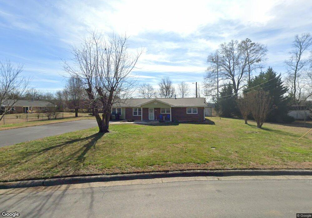 230 Flora Dr SW, Calhoun, GA 30701 - photo 1