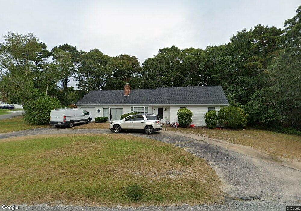 40 Harding Ln, West Yarmouth, MA 02673 - photo 1