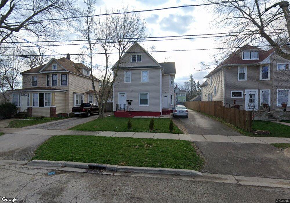 125 N Saint James St, Waukegan, IL 60085 - photo 1