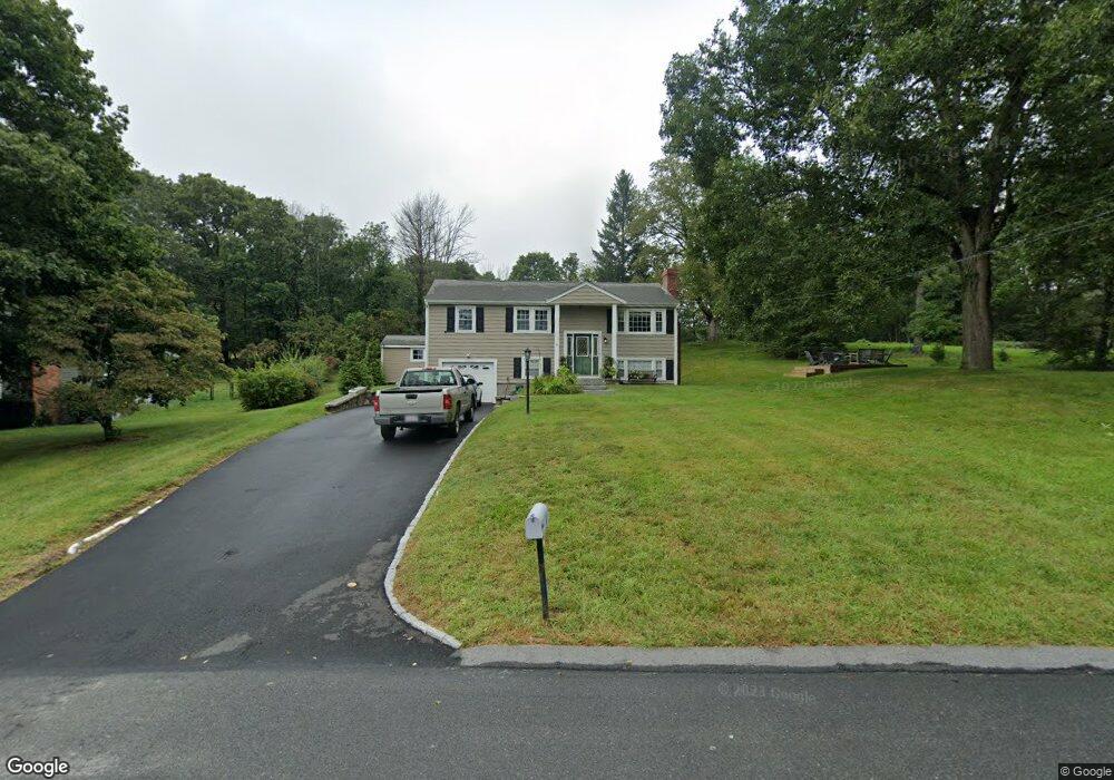 4 Skyline Dr, Franklin, MA 02038 - photo 1