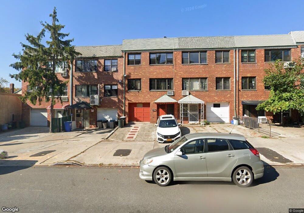 70-38 Kissena Blvd, Flushing, NY 11367 - photo 1