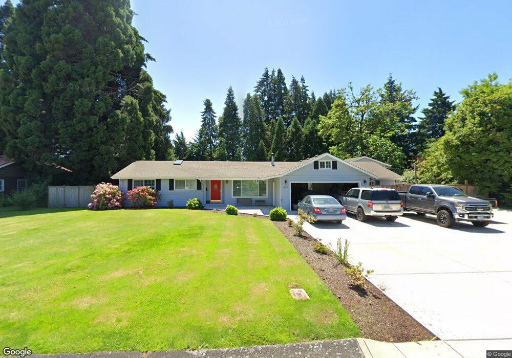 902 Lariat Dr, Eugene, OR 97401 - photo 1