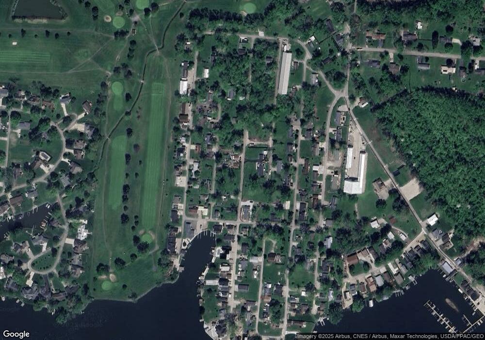 77 Lexington Ave, Thornville, OH 43076 - photo 1