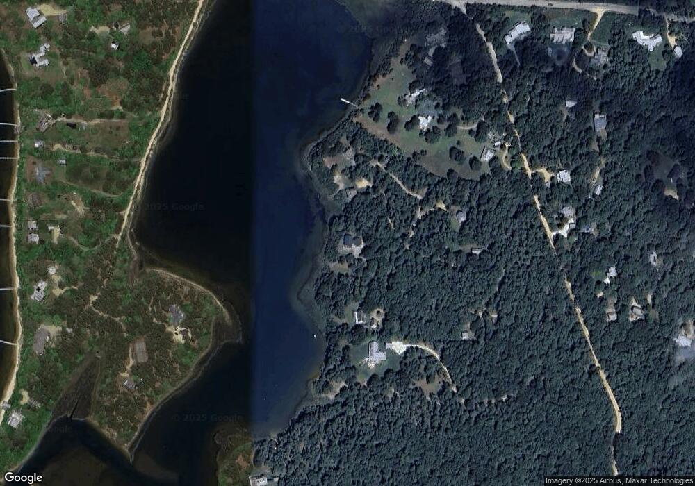 24 & 28 Litchfield Rd, Edgartown, MA 02539 - photo 1