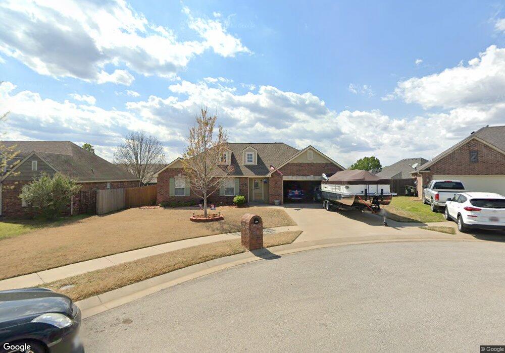 2108 S Javine Ct, Skiatook, OK 74070 - photo 1