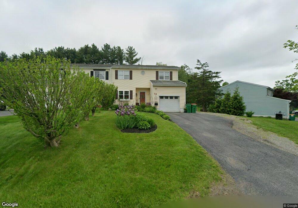 18 Fieldstone Blvd, Wappingers Falls, NY 12590 - photo 1