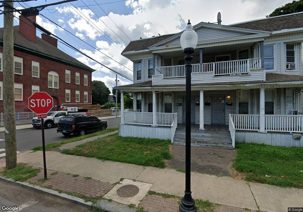 439 Newfield Ave unit 2, Bridgeport, CT 06607 - photo 1