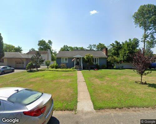 24 Balsam Ave