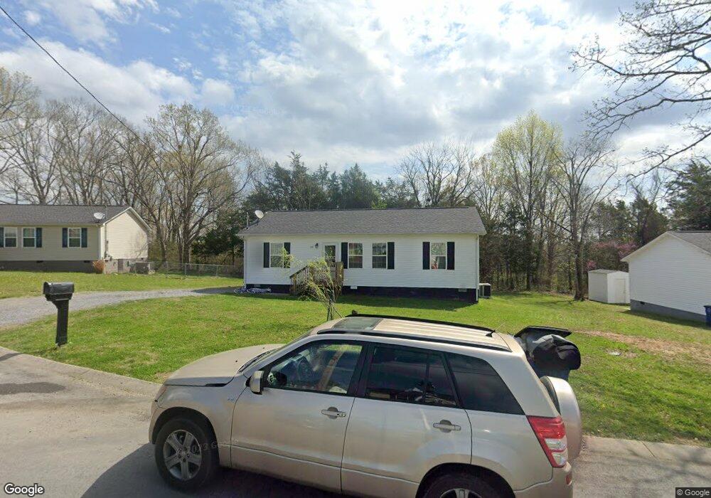 108 Nutmeg Dr, Shelbyville, TN 37160 - photo 1