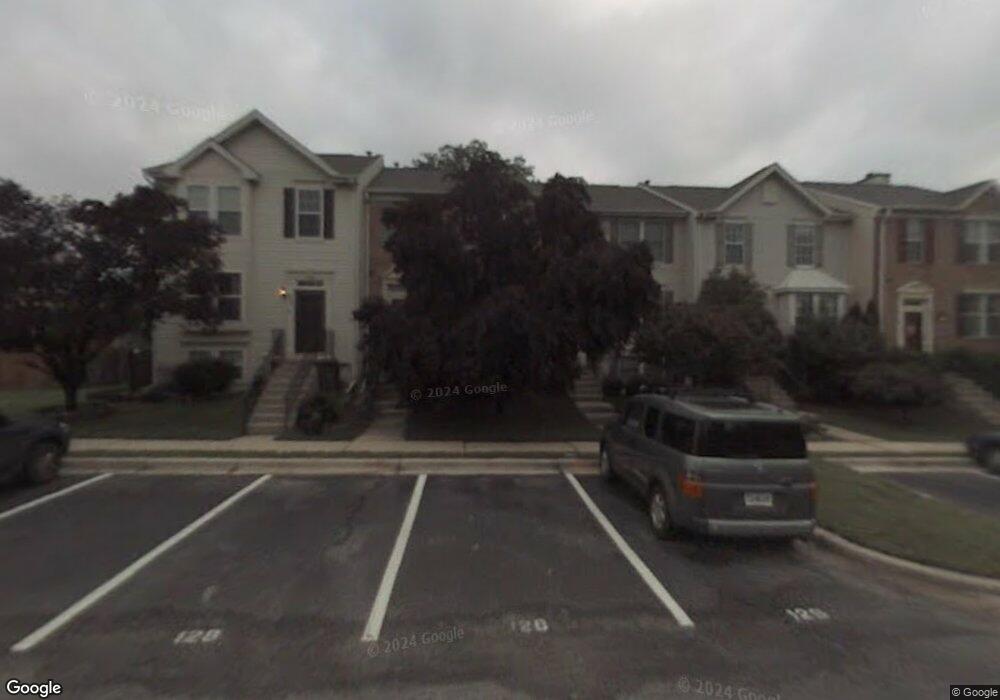 8628 Pine Meadows Dr, Odenton, MD 21113 - photo 1