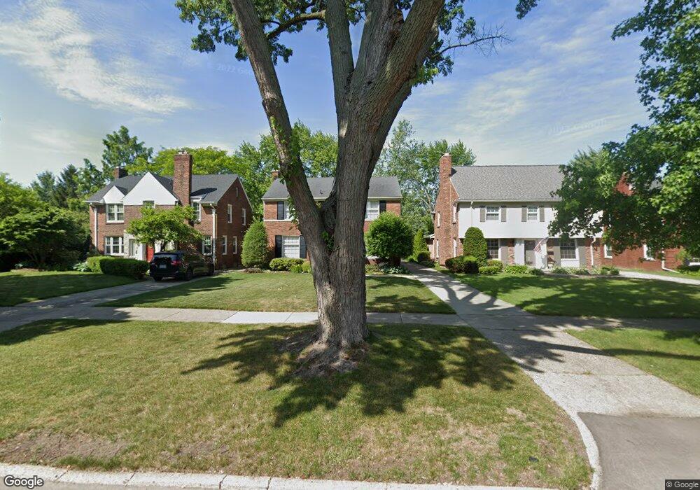 1167 Whittier Rd, Grosse Pointe Park, MI 48230 - photo 1