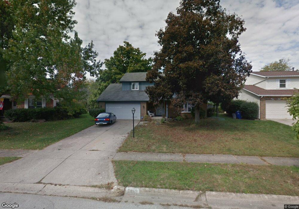 5469 Cedarbush Rd, Columbus, OH 43229 - photo 1