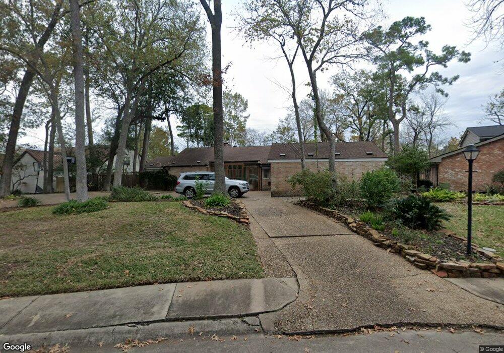 10350 Briar Dr, Houston, TX 77042 - photo 1