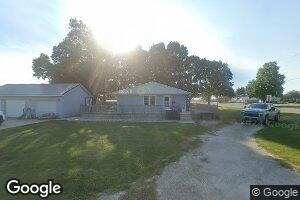 802 W 6th St, Hedrick, IA 52563