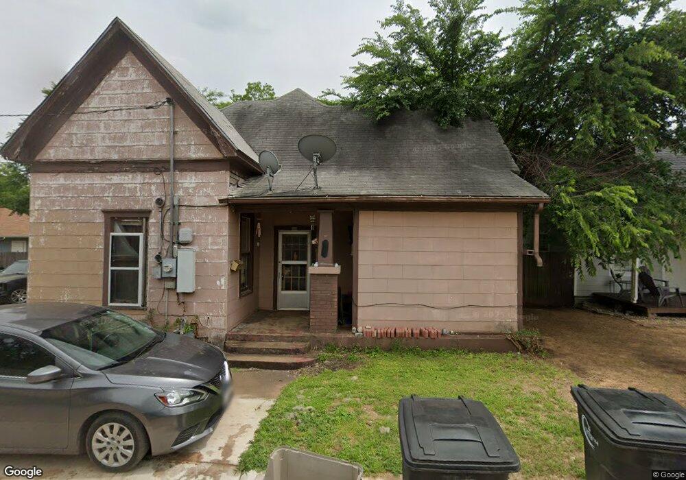 210 Meridith St, Cleburne, TX 76031 - photo 1