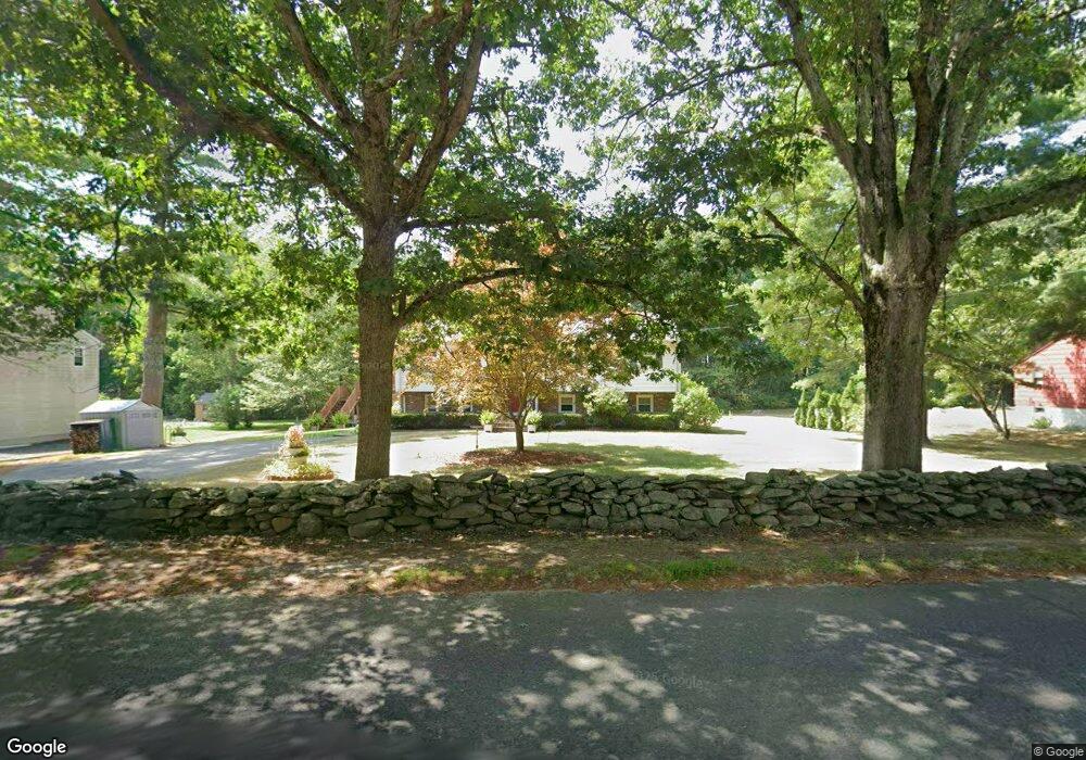 10R Pine St, Berkley, MA 02779 - photo 1