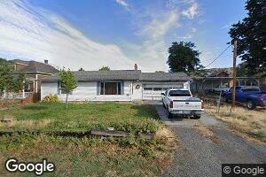 704 B St, Fossil, OR 97830