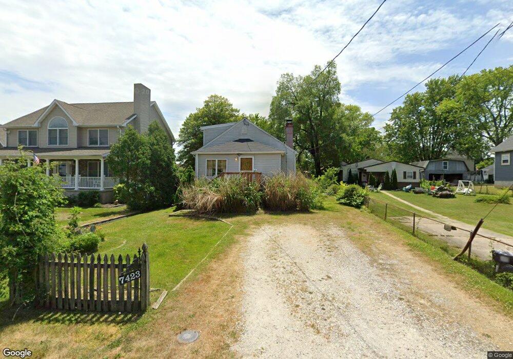 7423 Greenbank Rd, Middle River, MD 21220 - photo 1