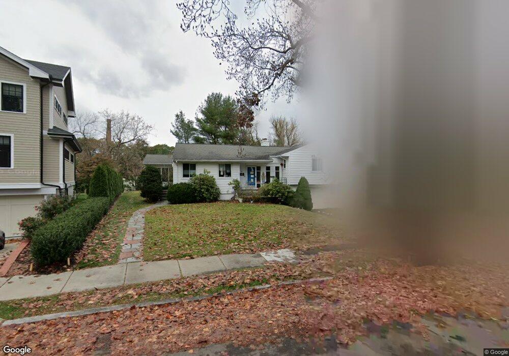 51 Cleveland Rd unit 1, Chestnut Hill, MA 02467 - photo 1