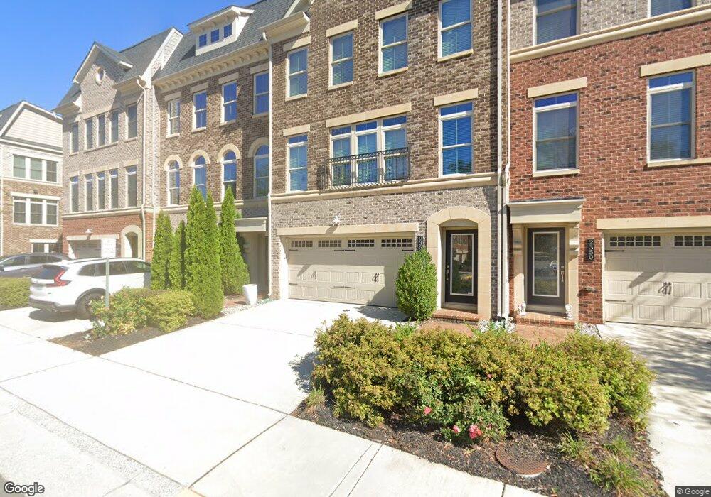 2352 Chadlington Rd, Falls Church, VA 22043 - photo 1