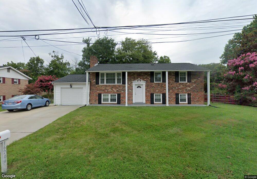 16204 Laurel Ridge Dr, Laurel, MD 20707 - photo 1