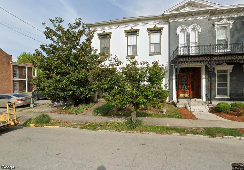 418 Ann St, Frankfort, KY 40601 - photo 1