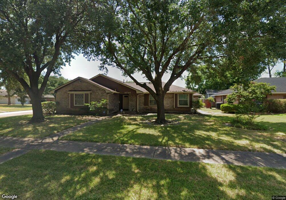 9746 Kirkfalls Dr, Houston, TX 77089 - photo 1